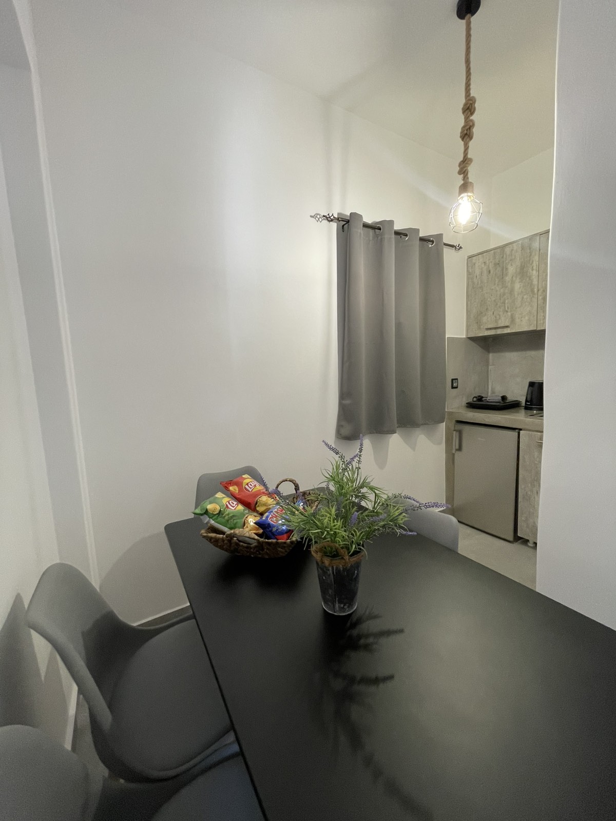 4. ROOM 13