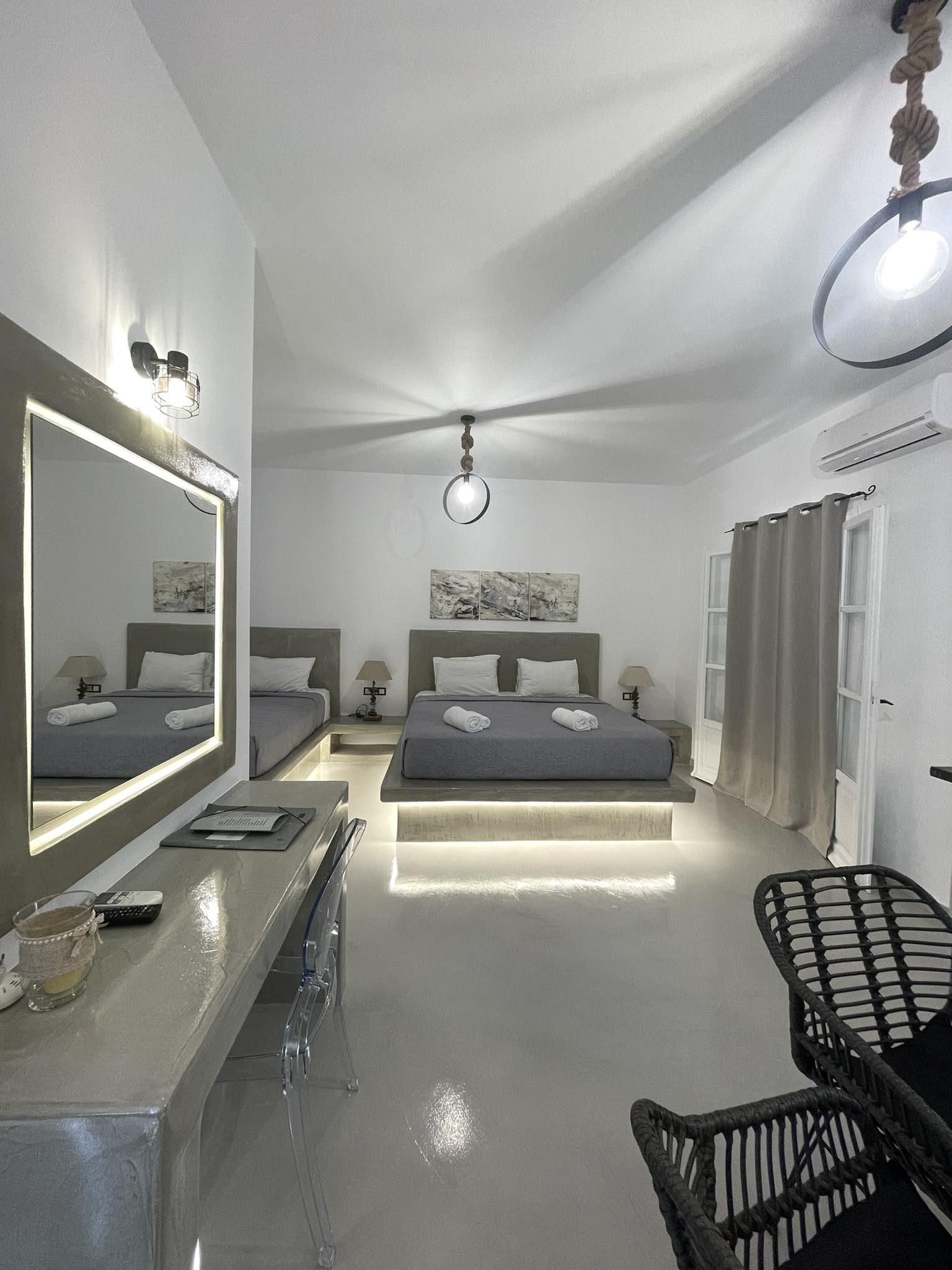Superior-Triple-room-with-Pool-view-bedroom-4