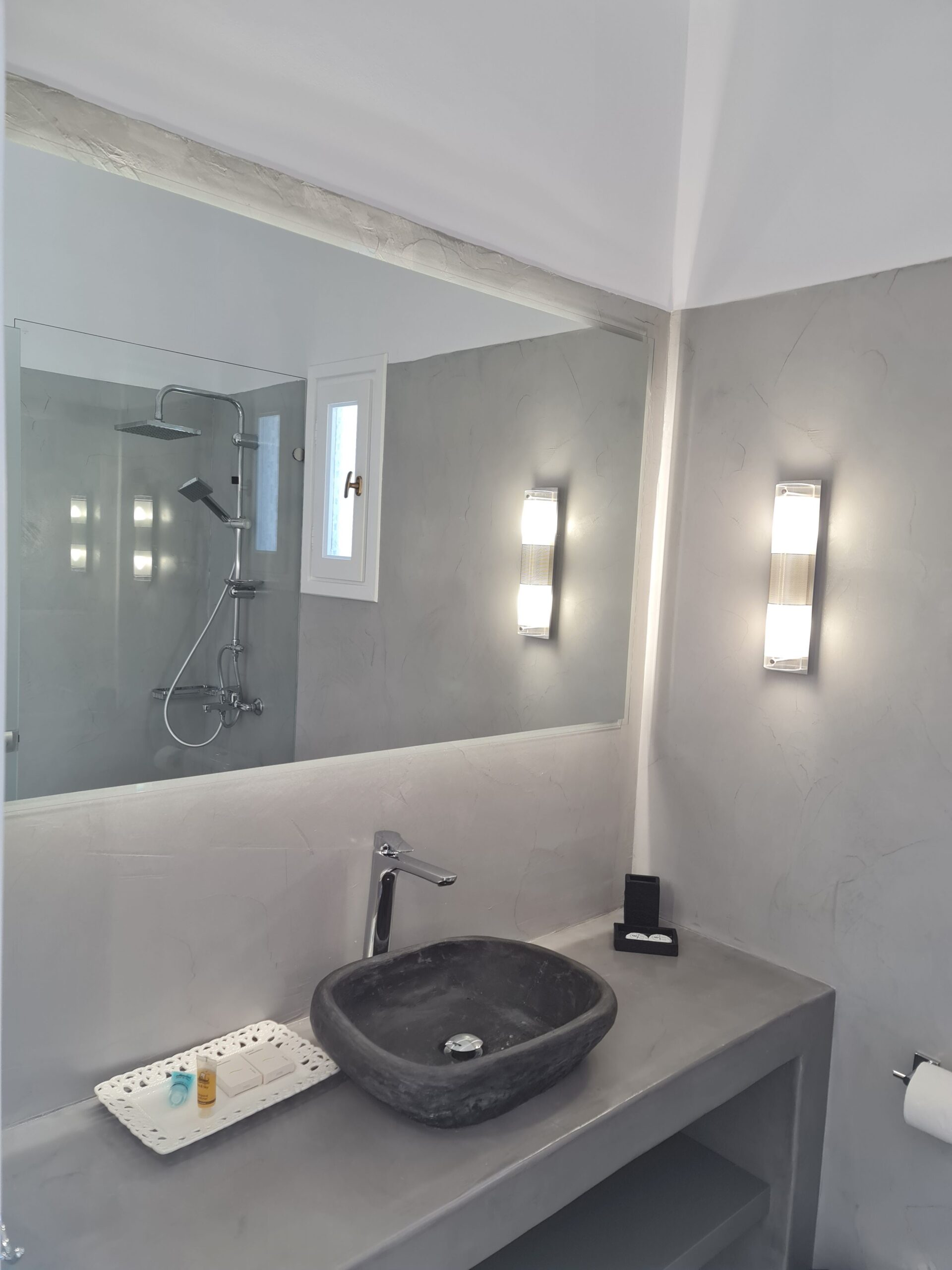 Superior-double-room-with-Garden-view-bathroom-2-scaled