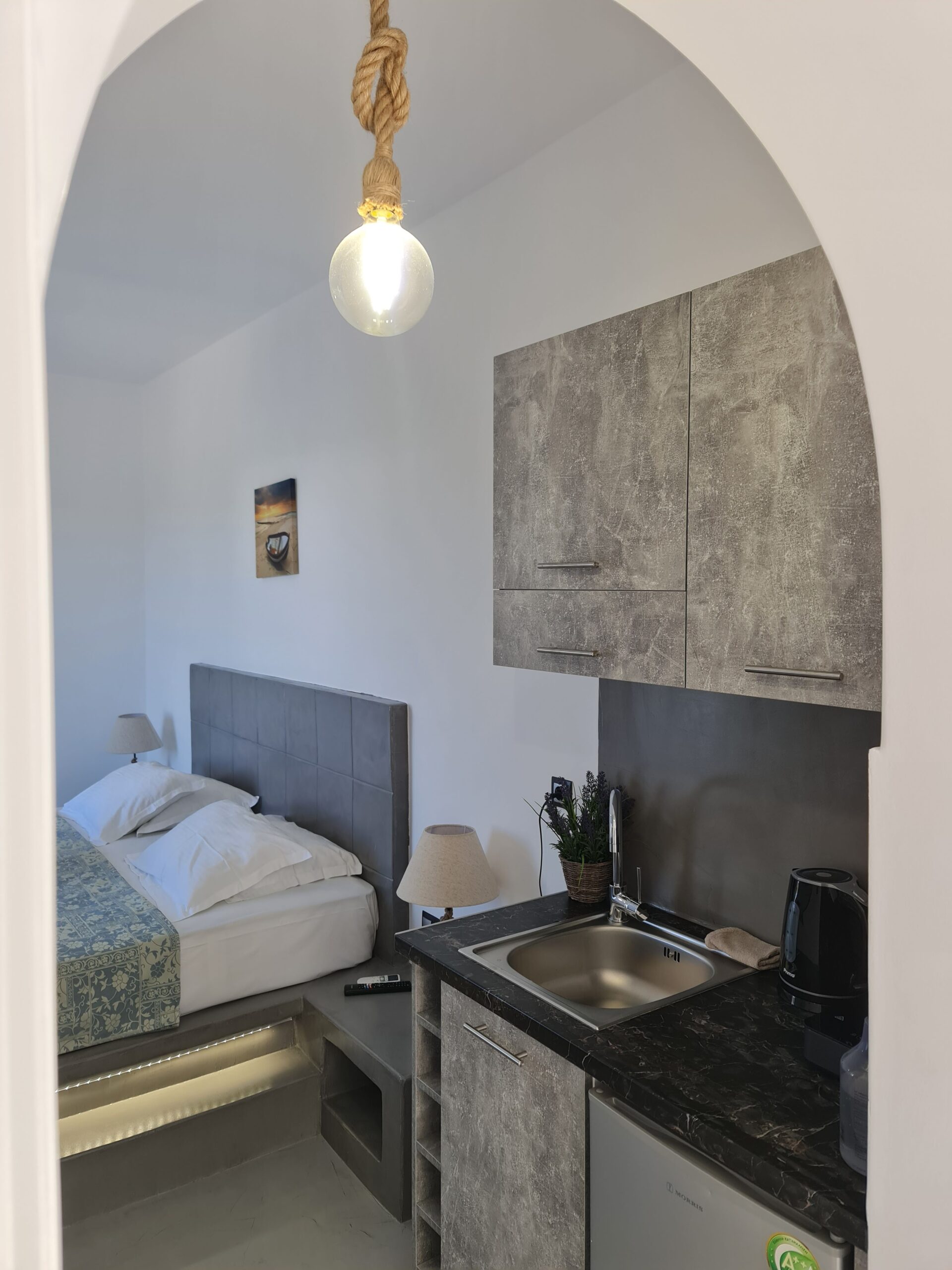 Superior-double-room-with-Garden-view-kitchen-5-scaled