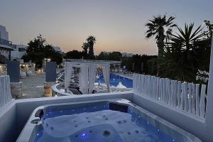 Familly Suite with Jacuzzi and Pool View, jacuzzi 1